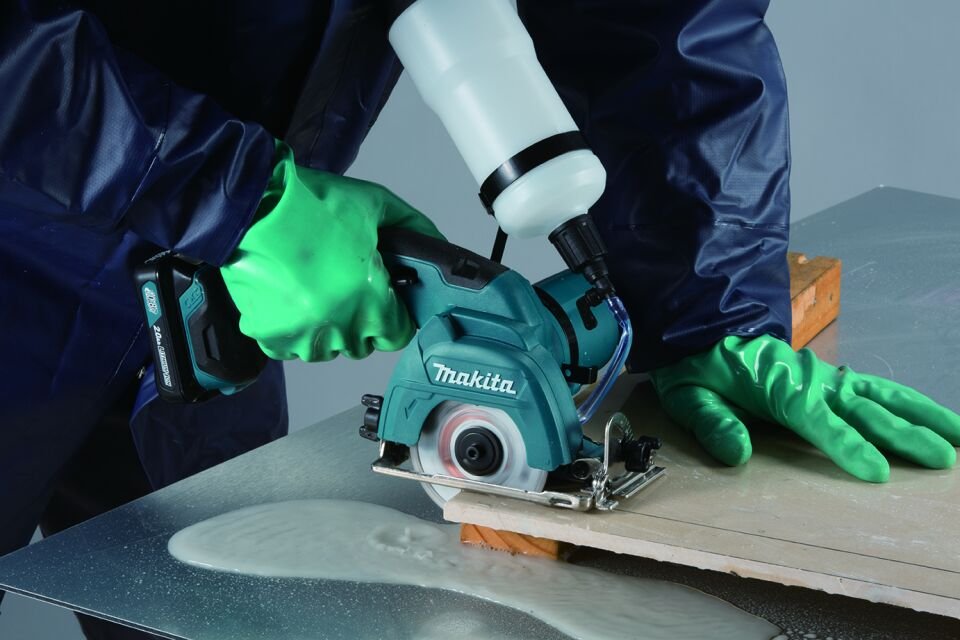 Makita CC301DWAE Akülü Cam ve Fayans Kesme Makinesi