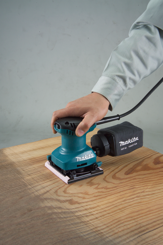 Makita BO4557 Avuç İçi Titreşim Zımpara
