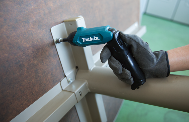 Makita DF001DW Akülü Matkap
