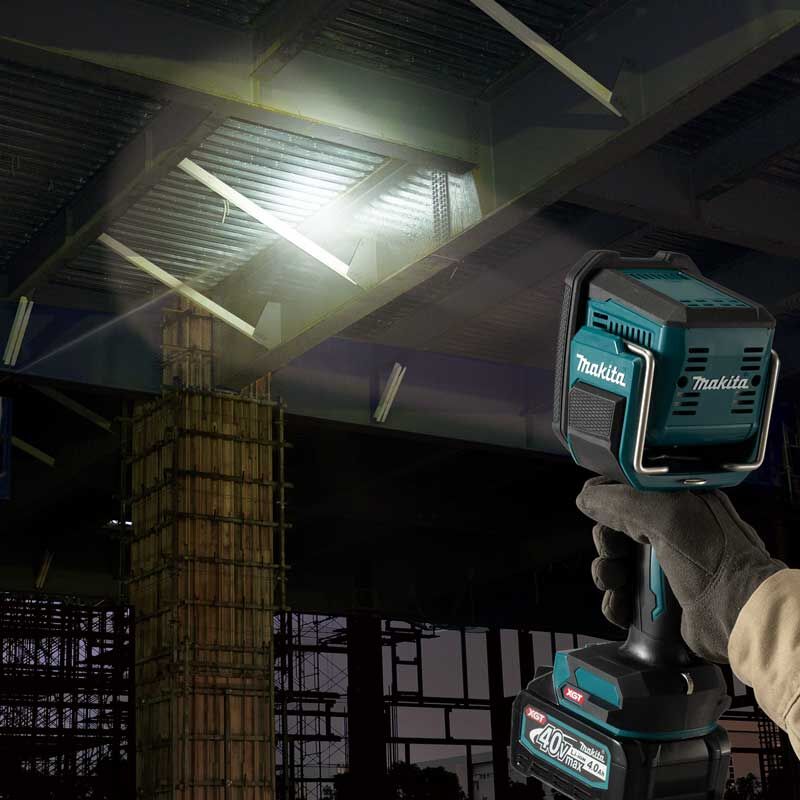 Makita ML007G Akülü El Feneri