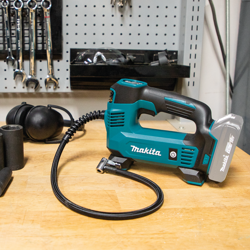 Makita DMP180Z Akülü Şişirici