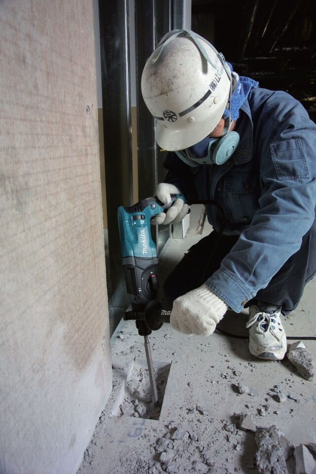 Makita HR2470 Pnömatik Kırıcı Delici