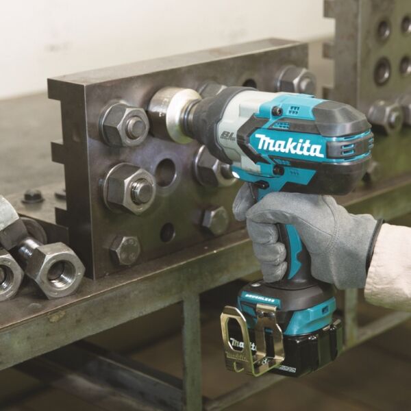 Makita DTW1001Z Akülü Somun Sıkma