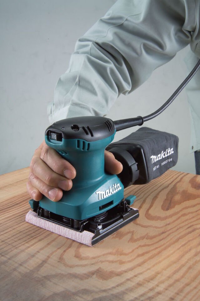 Makita BO4557 Titreşimli Zımpara Makinesi