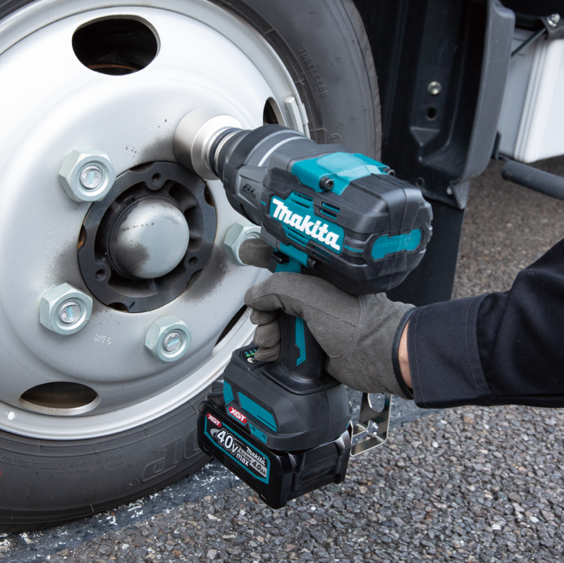 Makita TW001GM201 40V Max Brushless Akülü Darbeli Somun Sıkma Seti
