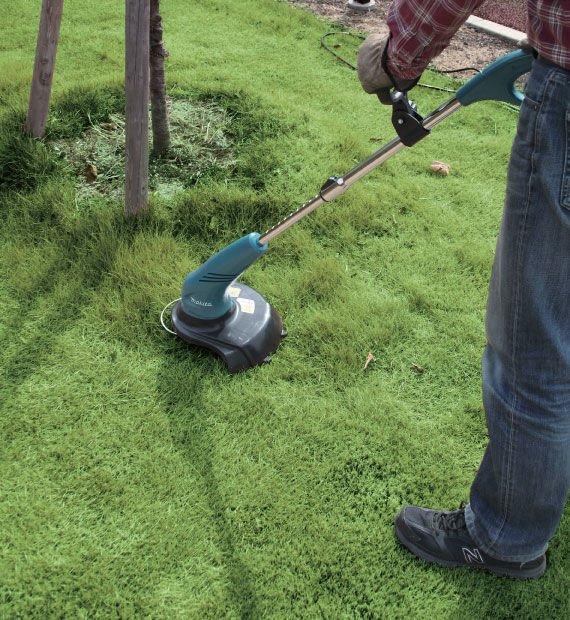 Makita UR3000 Elektrikli Kenar Kesme Makinesi