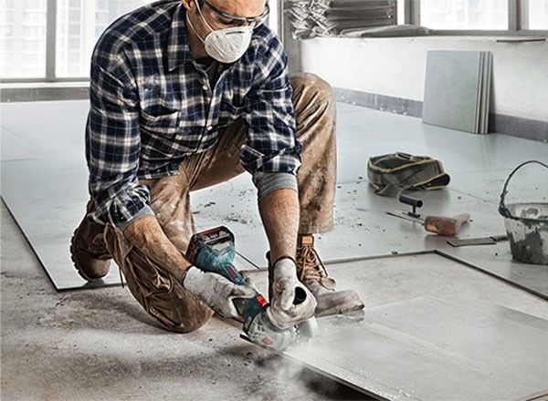 Bosch GWS 180-Li Tek Akülü 4 Ah Taşlama Makinesi 125mm